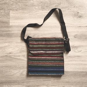 7|$30 Hand made, tribal knit messenger bag